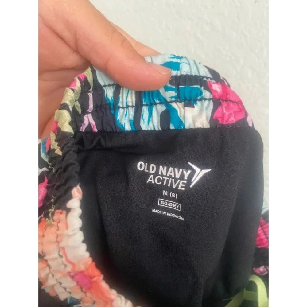 Old Navy Active Floral Athletic Shorts Girls Size M 8 Go-Dry Running Shorts